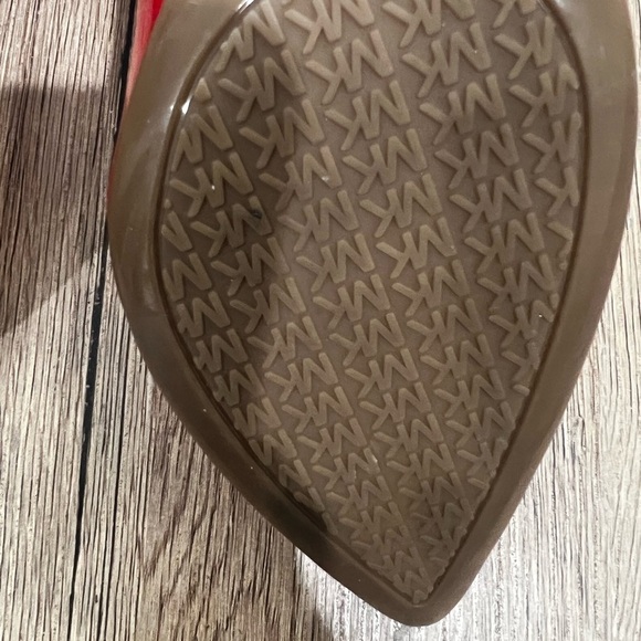 MICHAEL Michael Kors Red Stiletto Heels - Picture 5 of 6